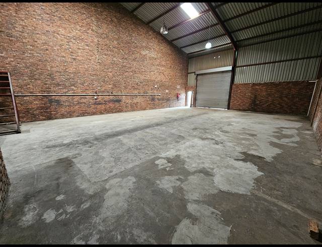 260M² FACTORY TO LET IN ANDERBOLT